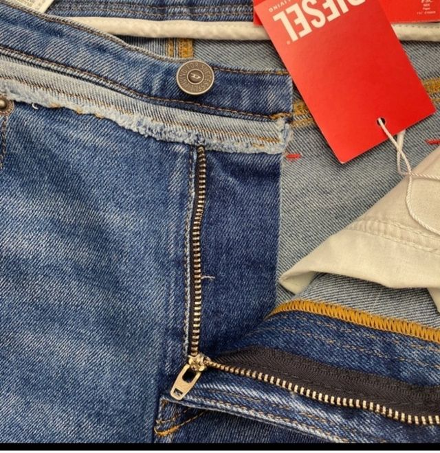 Jeans Diesel nuovi blu