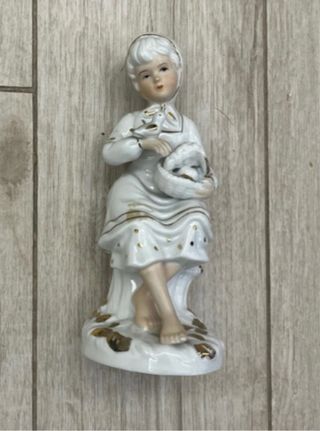 Statuetta Porcellana Vintage Bambina Cesto