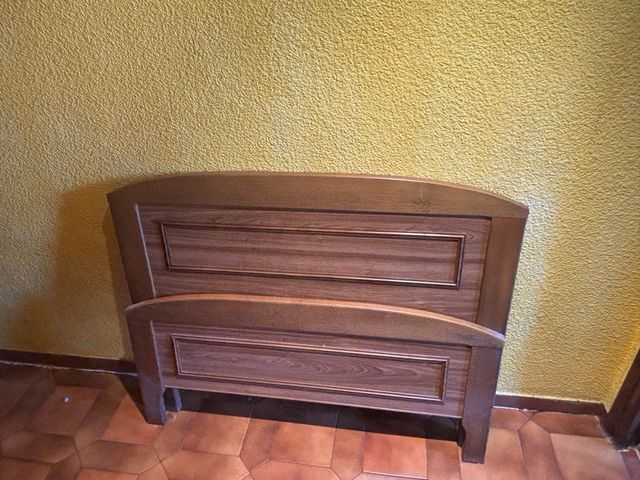 Base del letto 105 cm in legno e metallo scatola con molla inclusa