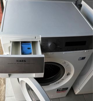 LAVADORA DE CARGA FRONTAL MARA AEG DE 8 KILOS