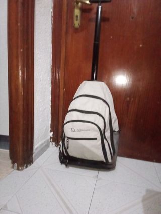 Mochila de viaje tipo bulto con asas