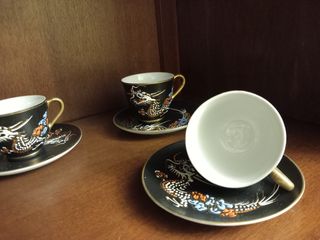 Juego de café dragón negro y dorado