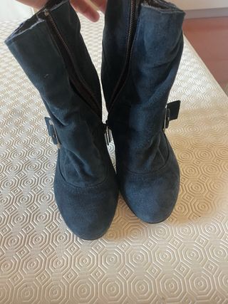 Stivaletti neri donna taglia 36