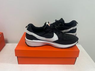Tenis Nike Negro/Blanco Talla 43