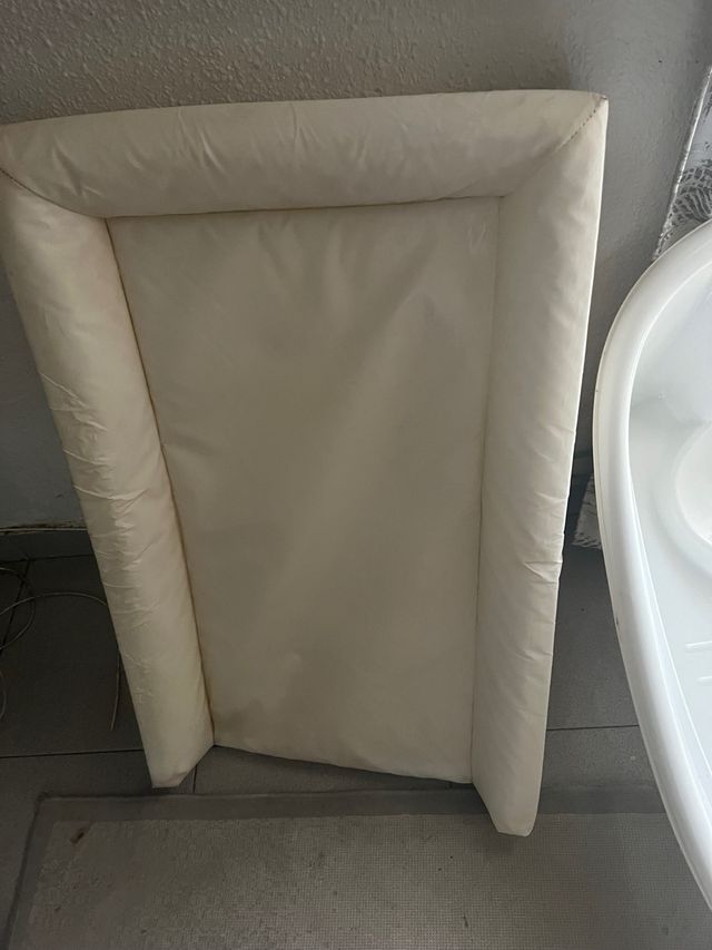 Bañera y cambiador bebé lote