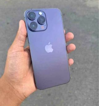 iPhone 14 Pro Max Morado