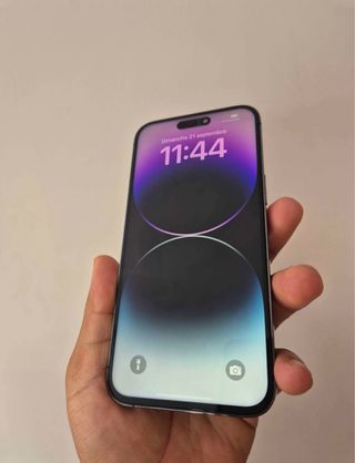 iPhone 14 Pro Max Morado