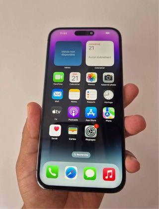 iPhone 14 Pro Max Morado