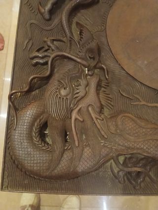 Mesa Oriental Tallada Madera y Cristal