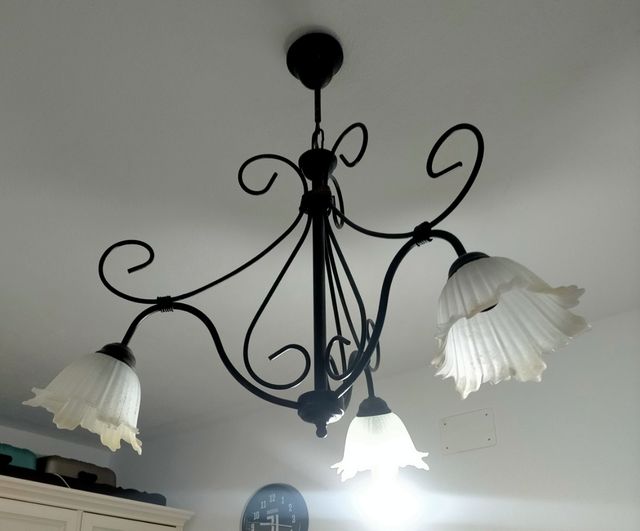 Lampadario ferro battuto