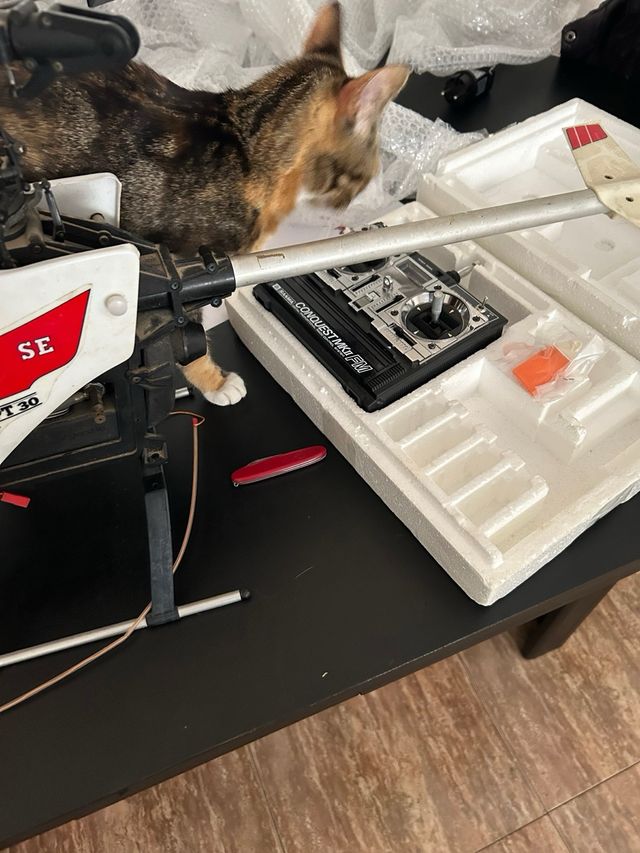 Helicóptero Kyosho Concept 30 Gasolina