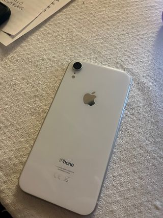 iPhone XR Bianco 128GB Batteria Nuova