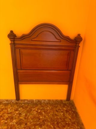 Cabecero de cama de madera