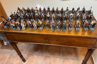 Collezione 50 soldatini piombo a cavallo