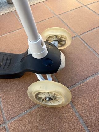 Patinete 3 ruedas para niños con luces