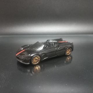 Hot Wheels Pagani Roadster DTW86 2017 Negro