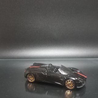 Hot Wheels Pagani Roadster DTW86 2017 Negro