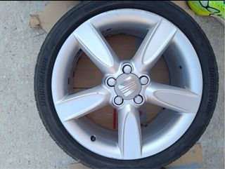 Llantas seat leon FR