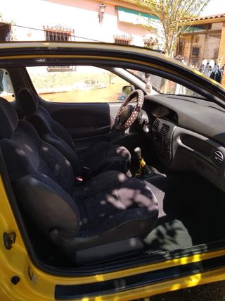 Renault Megane Coupe 1.9 dCi