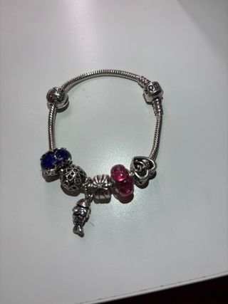 Pulsera Pandora auténtica con 15 abalorios