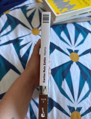 Marina (Spanish Edition)