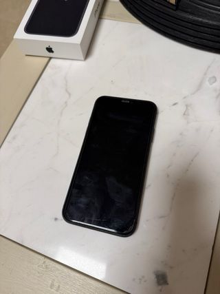 iPhone 11 64 GB Negro