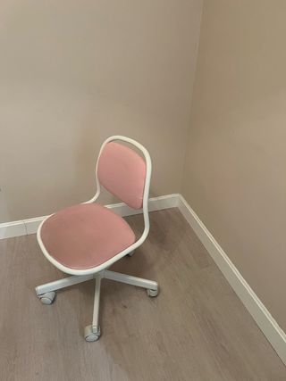 Silla infantil escritorio rosa ,giratoria