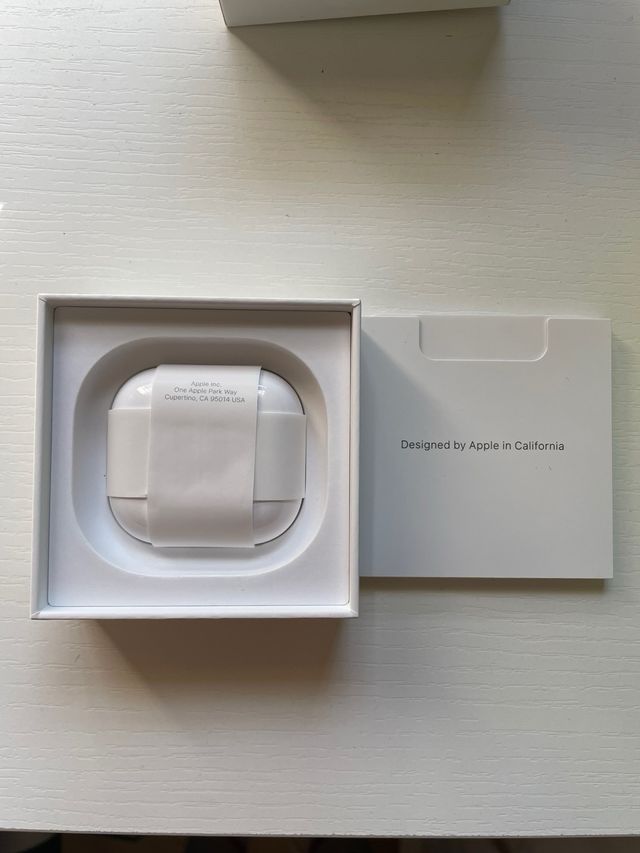 AirPods4 con cancelación reales con caja y factura