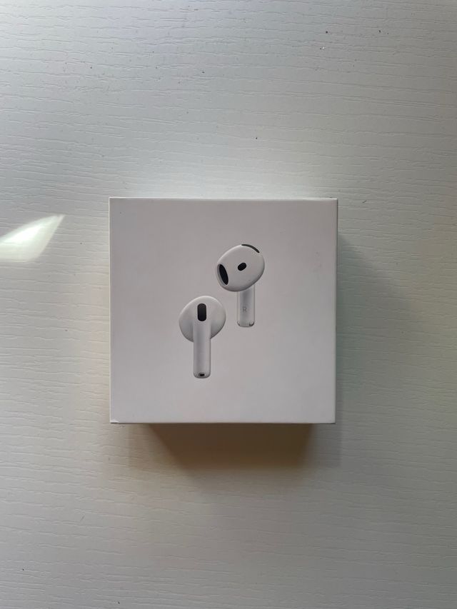AirPods4 con cancelación reales con caja y factura