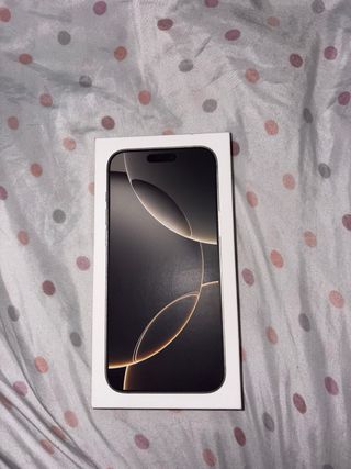 iPhone 16 Pro Max