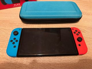 Nintendo Switch OLED Azul/Rojo