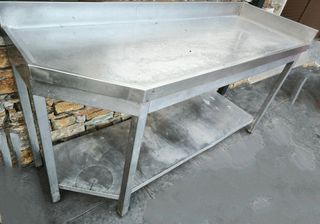 Mueble de acero inoxidable