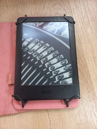 Kindle 10 generación con funda