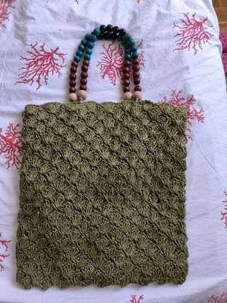 Bolso de mano Zara verde con cuentas