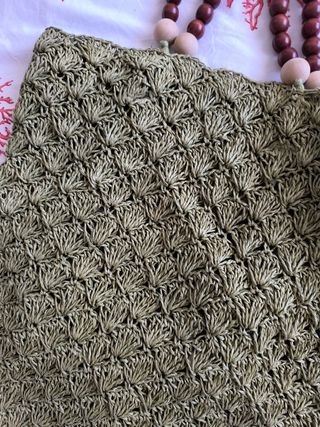 Bolso de mano Zara verde con cuentas