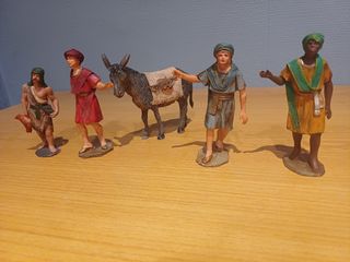 4 Figuras Belén y Asno 8 cms