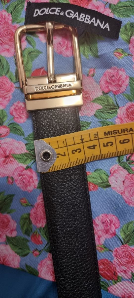 Cintura Dolce & Gabbana nera con fibbia oro