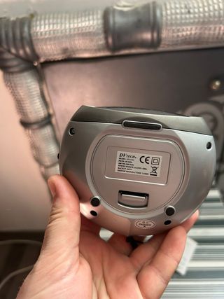 Reloj despertador DV Tech con Radio AM/FM