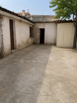 Casa para reformar o tirar escucho ofertas , fotos