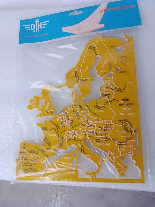 12 MAPAS DE PLASTICO RIGIDO SIN ESTRENAR