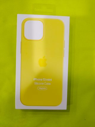 Funda Silicona iPhone 13 Mini MagSafe Amarilla