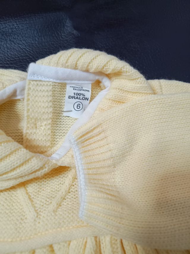 Vestido de bebé amarillo