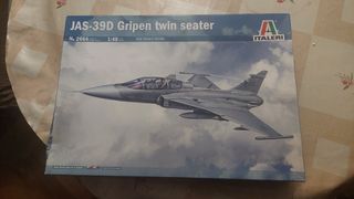 MAQUETA AVION