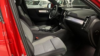 VOLVO XC40 2.0 B3 CORE AUTO 163 5P