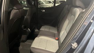 VOLVO XC40 2.0 B3 MHEV CORE DCT 163 5P