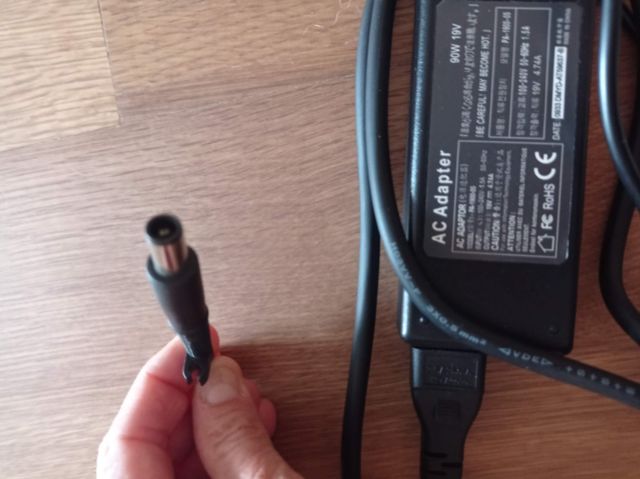 Cargador HP Pavilion 90W 19V PA-1900-05