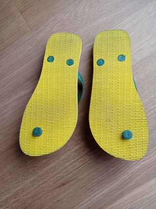 Chanclas Hawaianas Amarillas y Verdes Talla 37-38