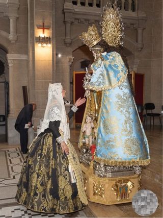 Traje de Fallera
