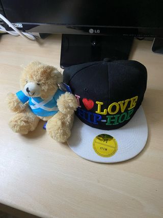Gorra y peluche I LOVE HIP-HOP estilo disobey y2k