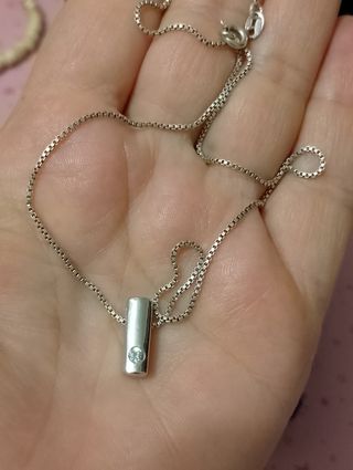 Collana in argento con ciondolo